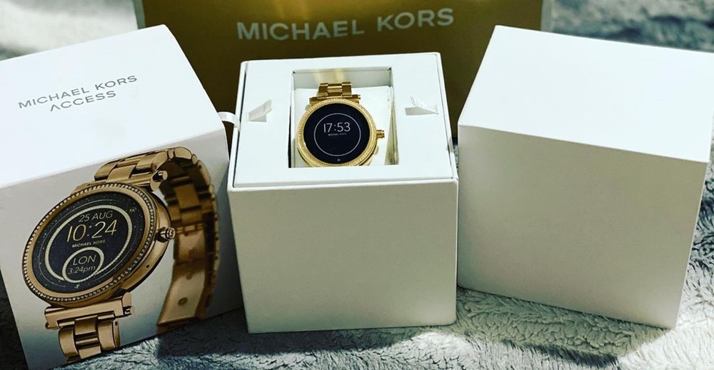 Michael Kors Access часовници